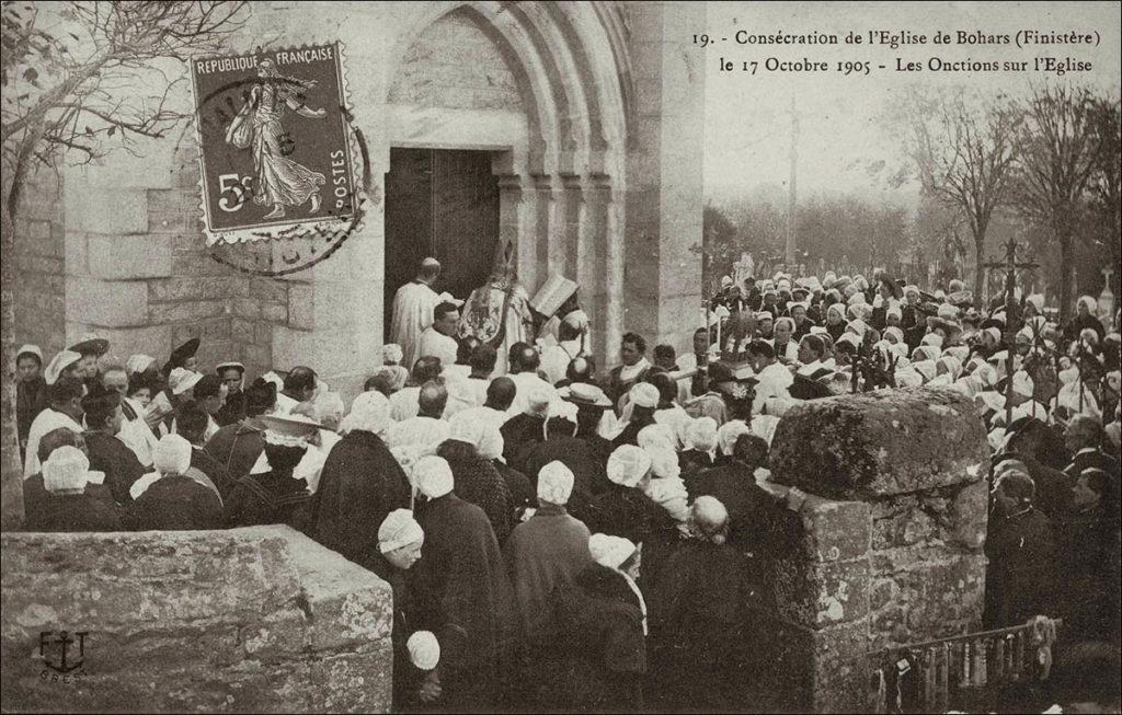 Consécration de l'église Saint-Pierre-aux-Liens de Bohars en octobre 1905.