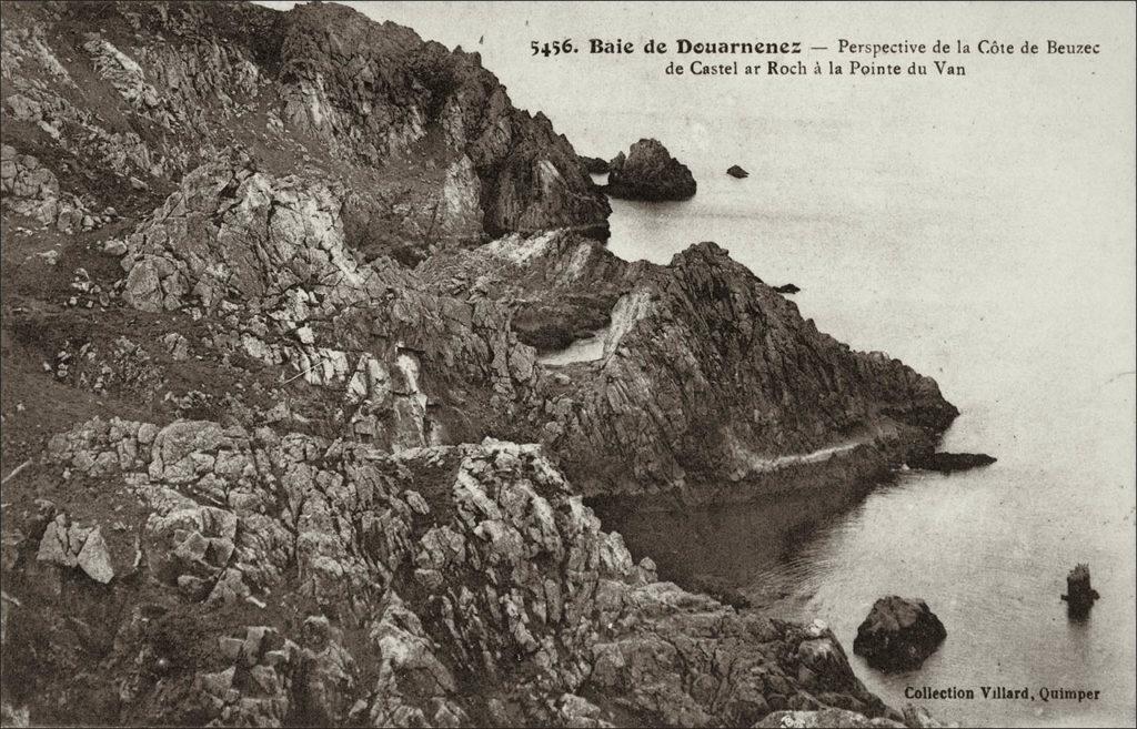 Les falaises et la côte de Beuzec-Cap-Sizun dans les années 1900.