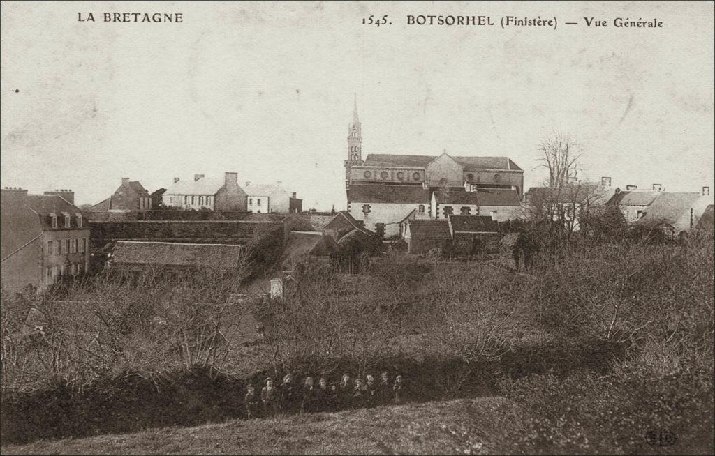 Vue générale du bourg de Botshorel au début des années 1900.