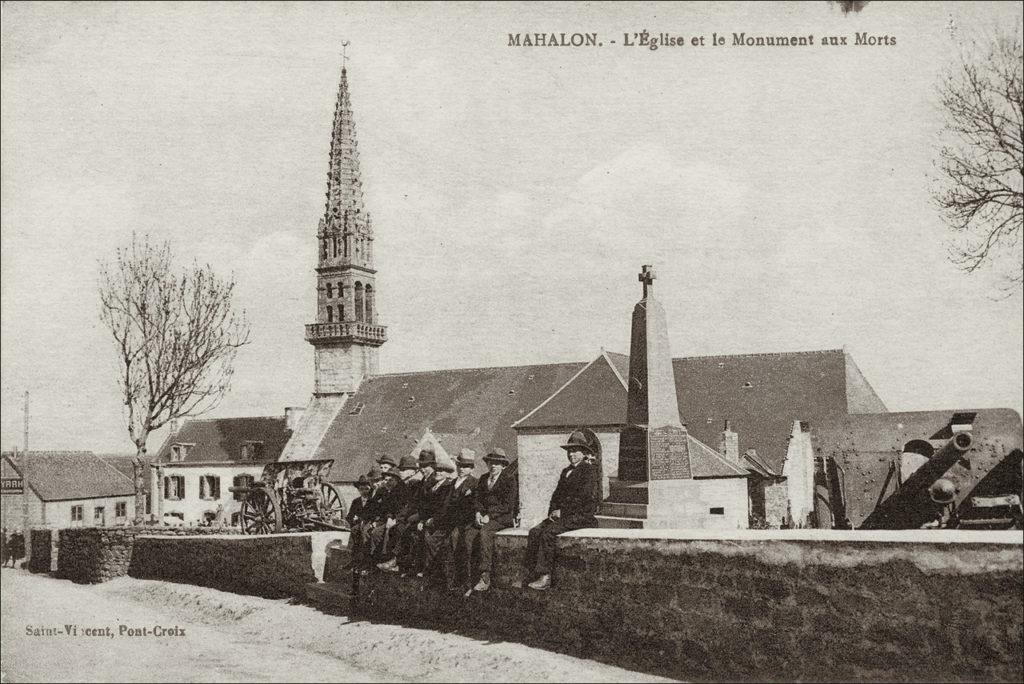 L'église Notre-Dame de Roscudon à Mahalon au début des années 1900.