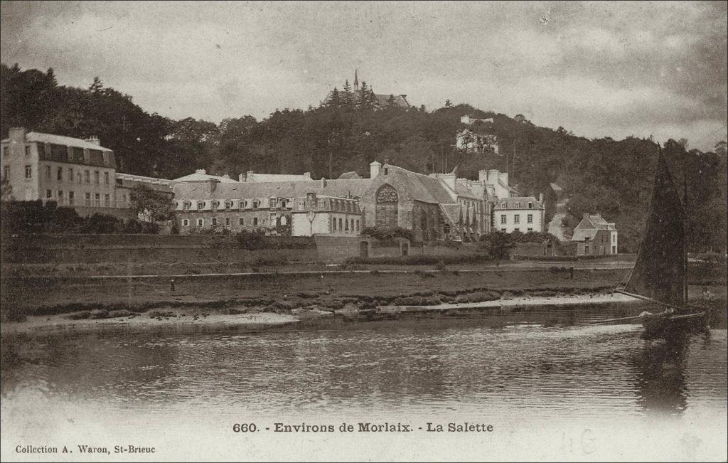 La chapelle de La Salette sur la commune de Saint-Martin-des-Champs au début des anées 1900.