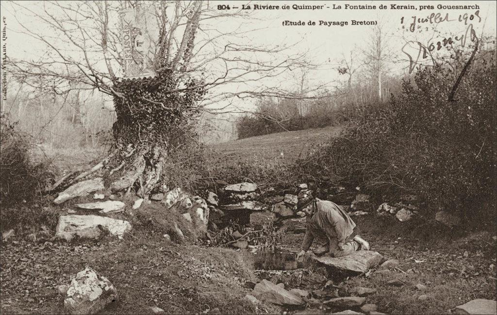 La fontaine de Kerain sur la commune de Gouesnach au début des années 1900.