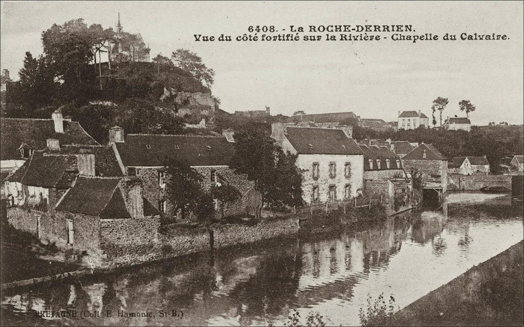Vue du côté fortifié au bourg de La Roche-Derrien au début des années 1900.