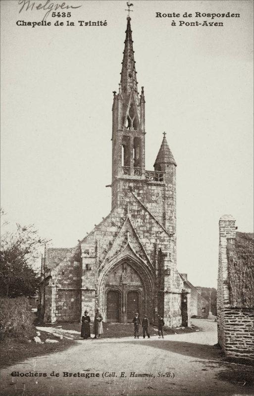 La chapelle de la Trinité sur la commune de Melgven au début des années 1900.