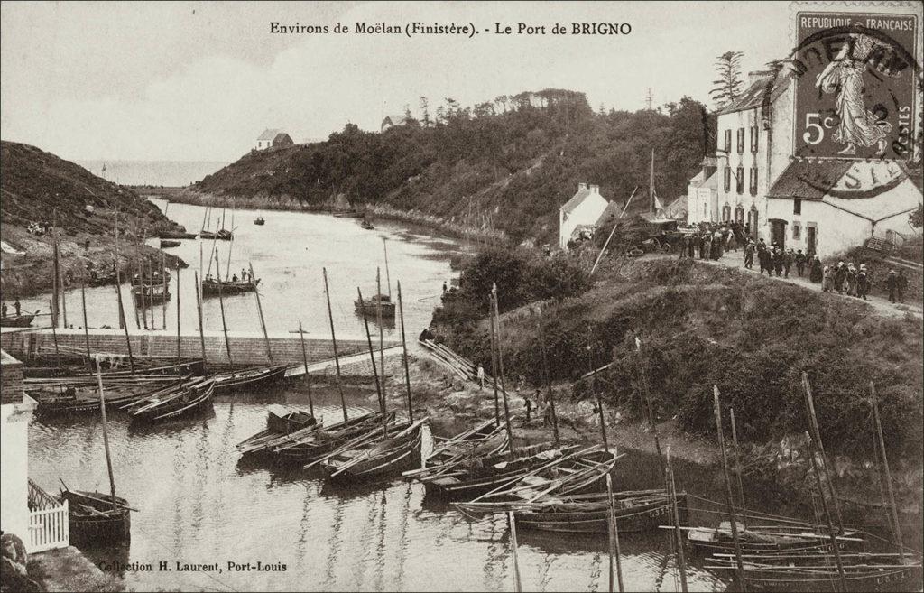 Le port de Brigneau sur la commune de Moëlan-sur-Mer au début des années 1900.