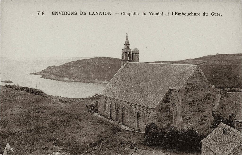 La chapelle du Yaudet et l'embouchure du Guer sur la commune de Ploulec'h au début des années 1900.