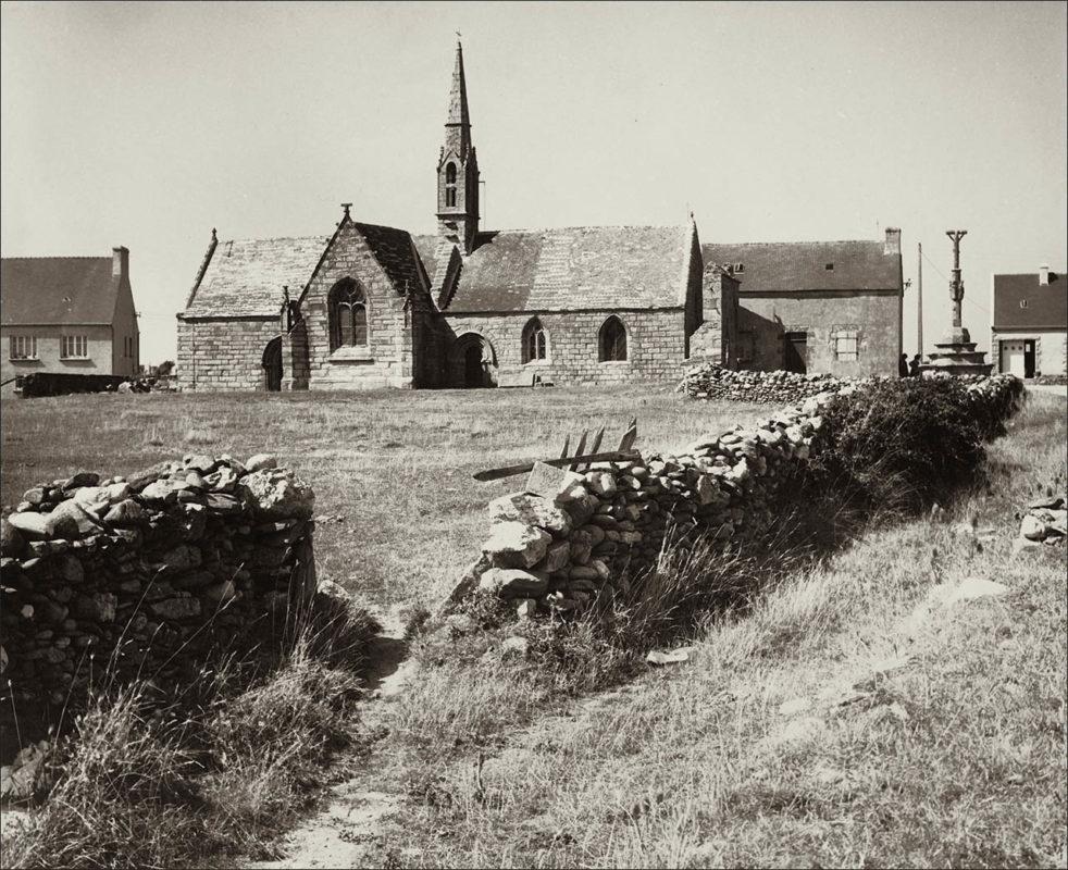 La chapelle Notre Dame de Penhors sur la commune de Pouldreuzic au début des années 1900.