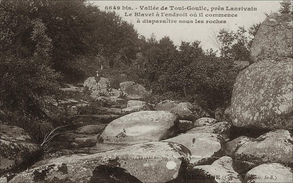 Le Blavet sur la commune de Trémargat au début des années 1900.