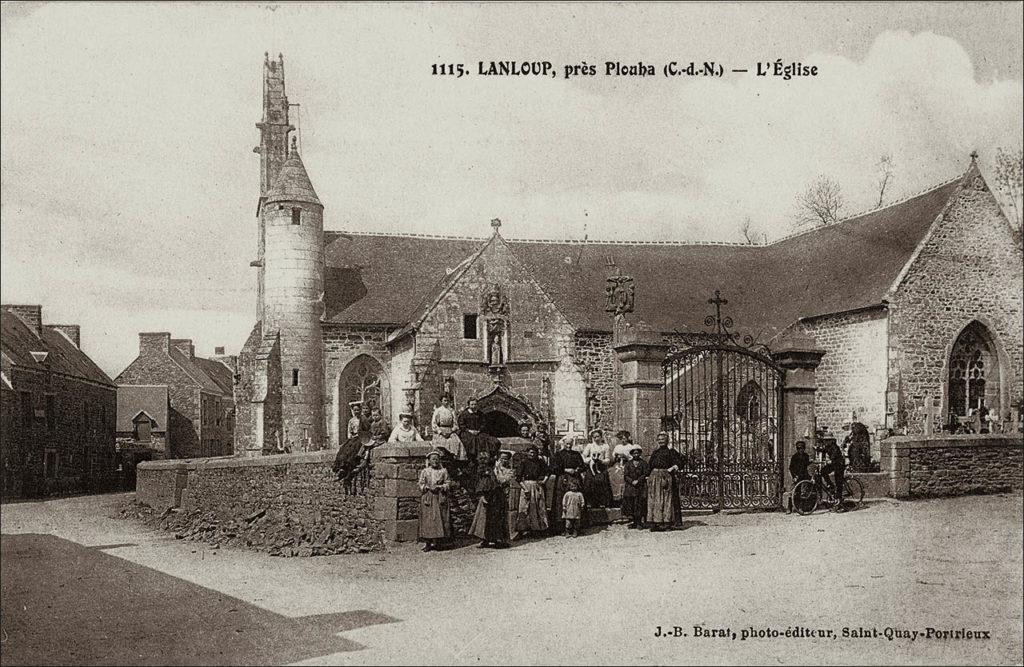 L'église Saint-Loup sur la commune de Lanloup au début des années 1900.