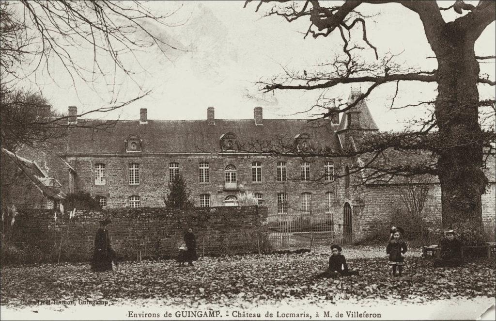 Le château de Locmaria sur la commune de Ploumagoar au début des années 1900.