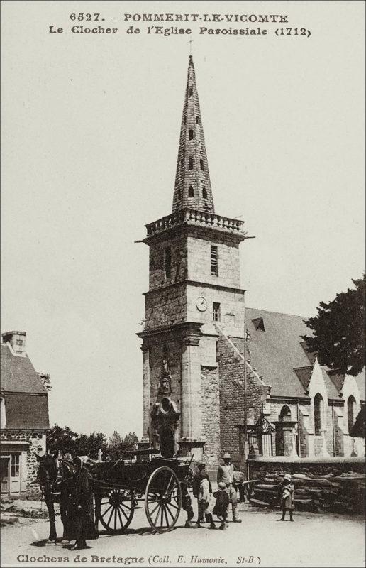 Le clocher de l'église Notre-Dame de Pommerit-le-Vicomte au début des années 1900.