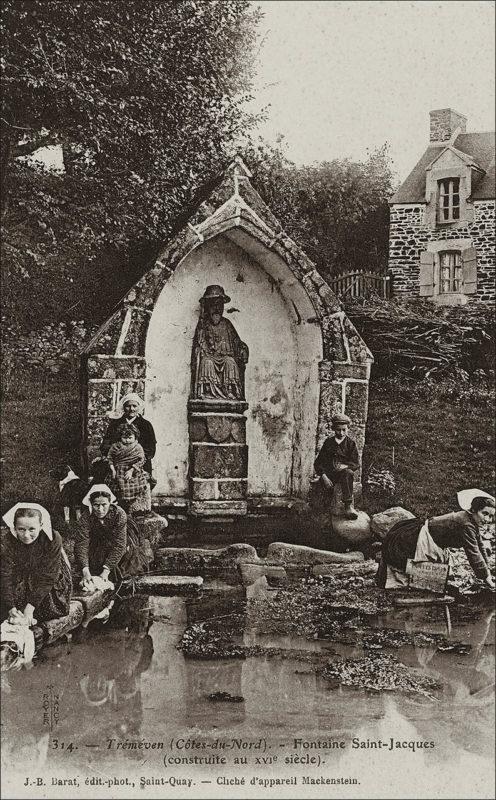 La fontaine Saint-Jacques sur la commune de Tréméven au début des années 1900.