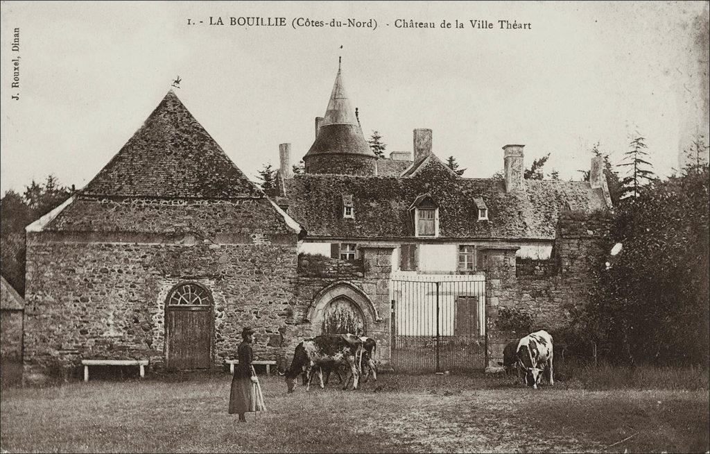 L'entrée du château de La Ville-Théart sur la commune de La Bouillie au début des années 1900.
