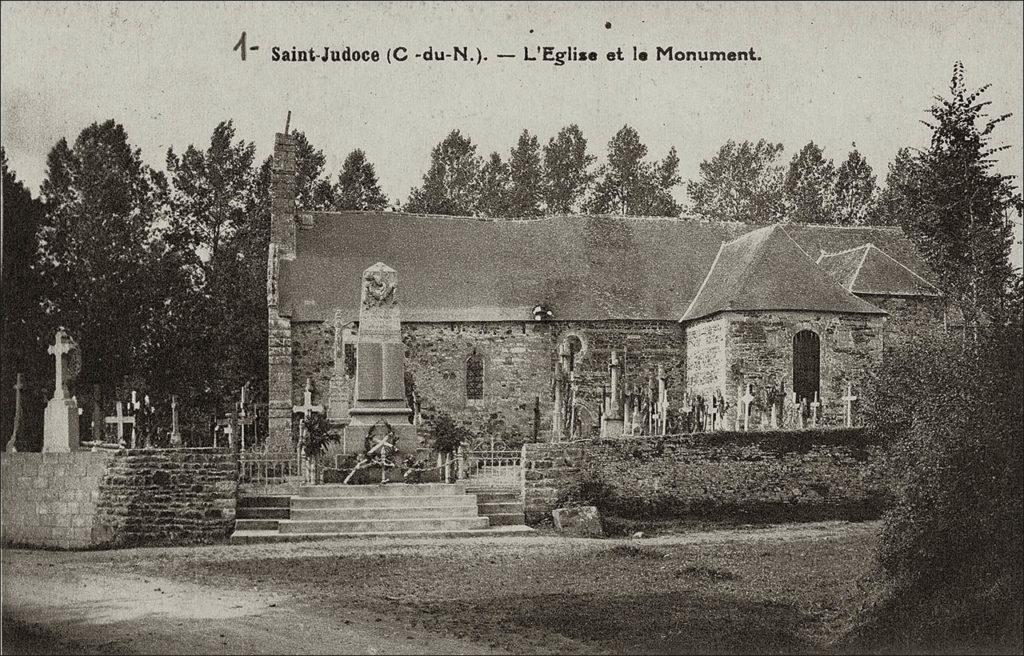 L'ancienne église de la commune de Saint-Judoce au début des années 1900.