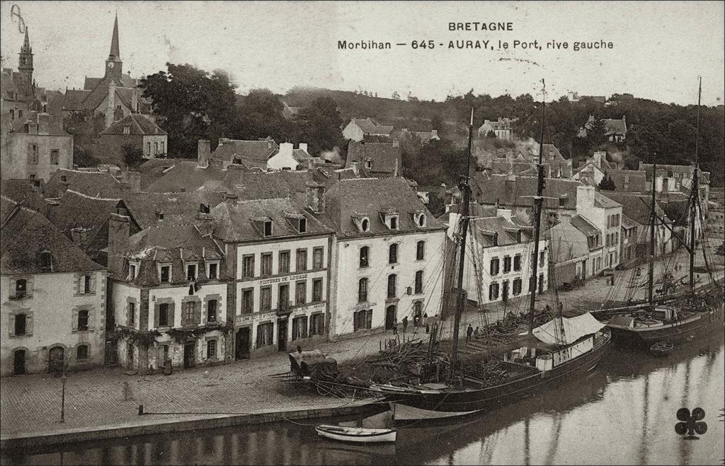 Le port de Saint-Goustan sur la commune d'Auray au début des années 1900.