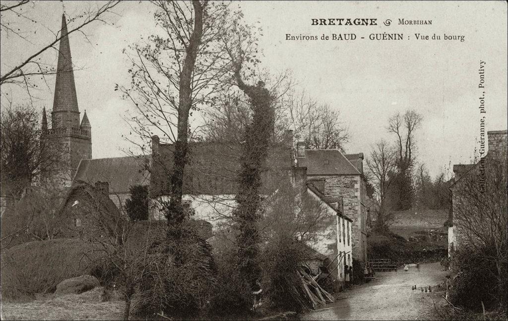Vue générale du bourg de Guénin au début des années 1900.