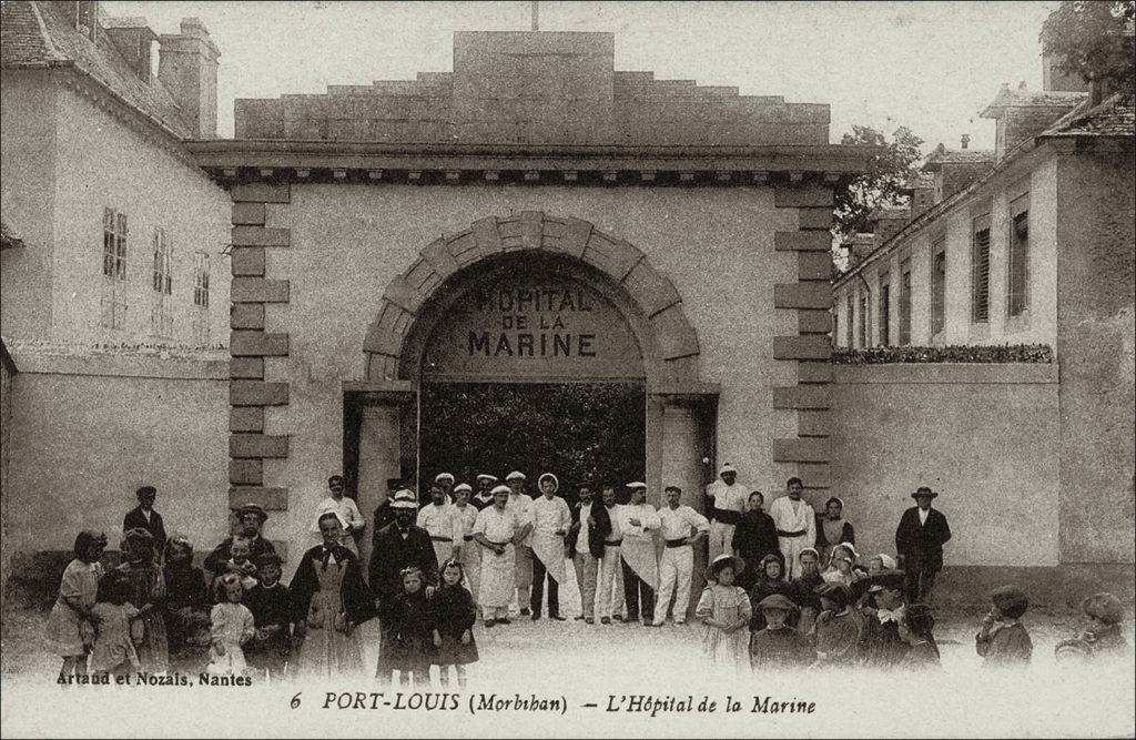 L'hôpital de la marine à Port-Louis au début des années 1900.