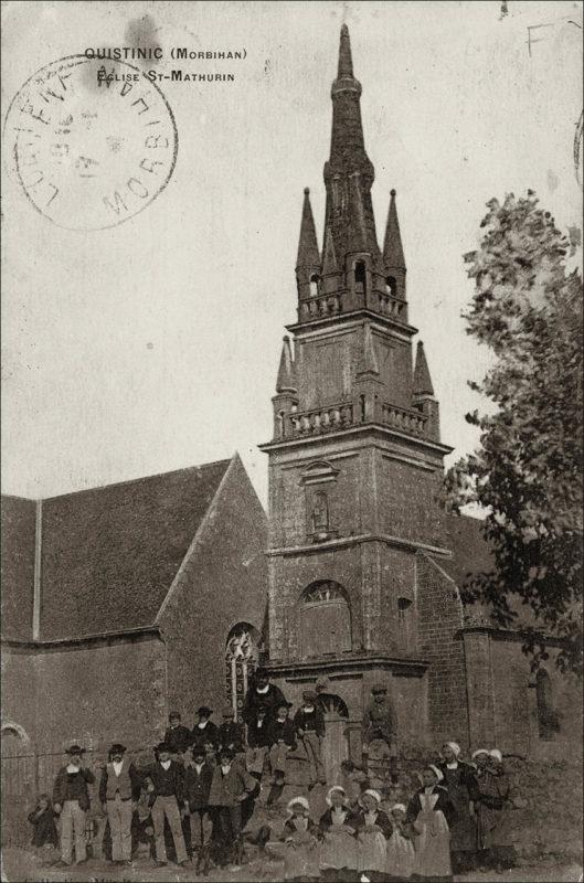 La chapelle Saint-Mathurin dans la commune de Quistinic au début des années 1900.