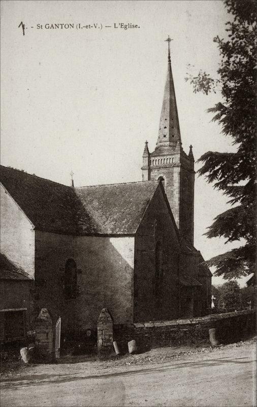 L’église Saint-Quentin dans le bourg de Saint-Ganton au début des années 1900.