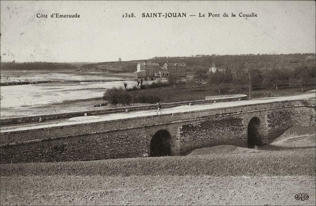 le pont de la Coualle sur la commune de Saint-Jouan-de-Guérets au début des années 1900.