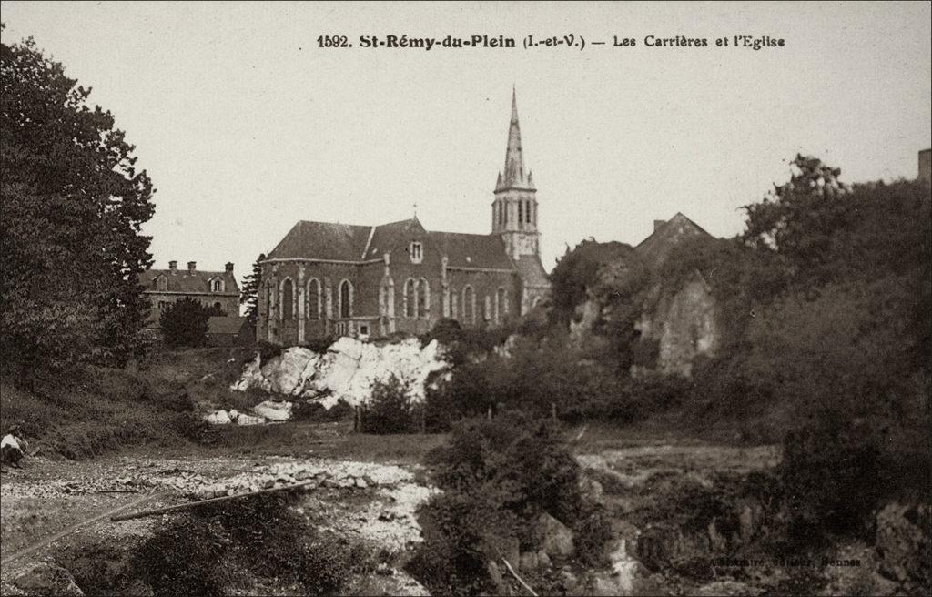 L'église Saint-Rémy dans le bourg de Saint-Rémy-du-Plain au début des années 1900.