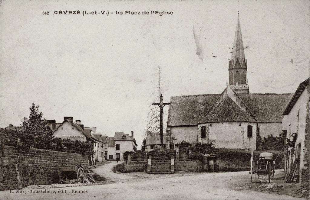 La place et l'église Sainte-Justine dans le bourg de Gévézé au début des années 1900.