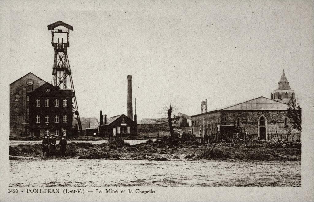 La mine d'argent et la chapelle sur la commune de Pont-Péan au début des années 1900.