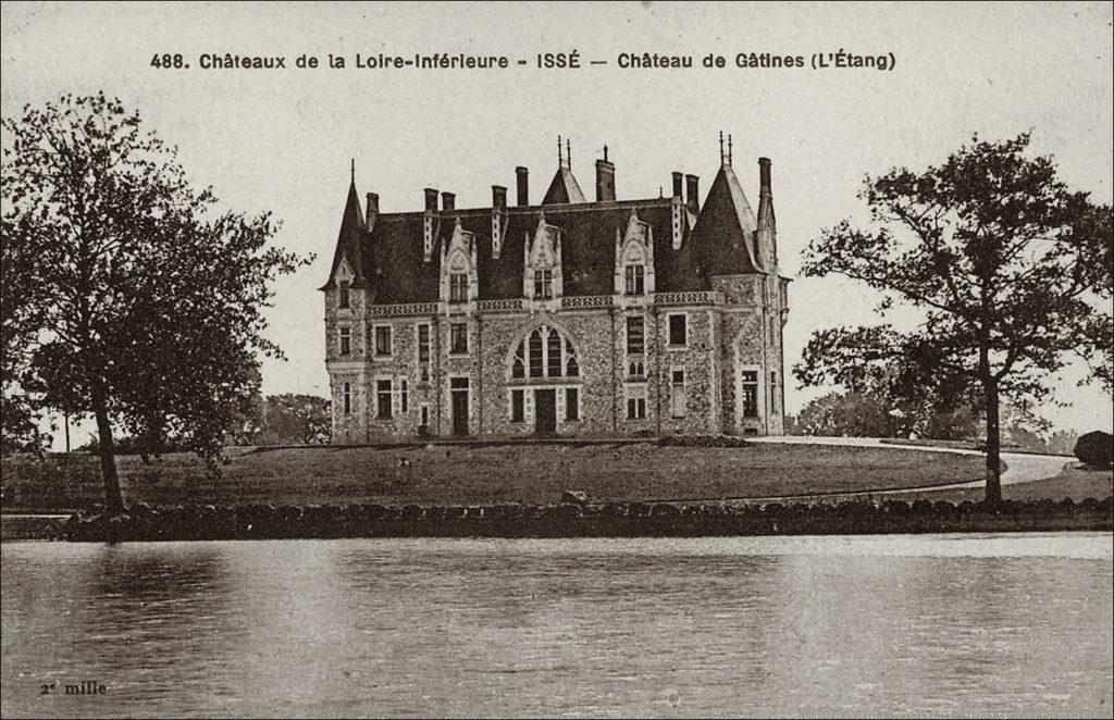 La château de Gâtine sur la commune d'Issé dans les années 1900.