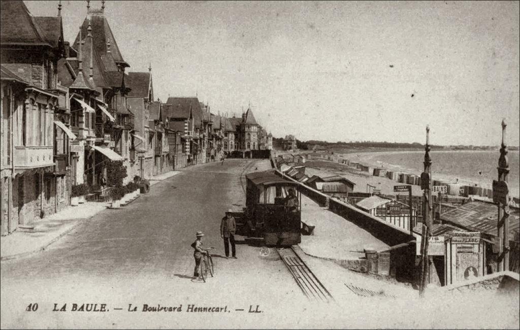Le boulevard Hennecart à La Baule-Escoublac dans les années 1900.
