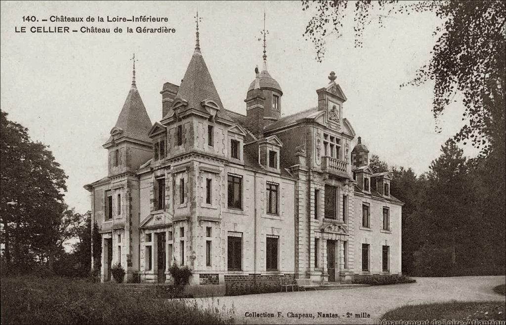 Le château de La Gérardière sur la commune de Le Cellier dans les années 1900.