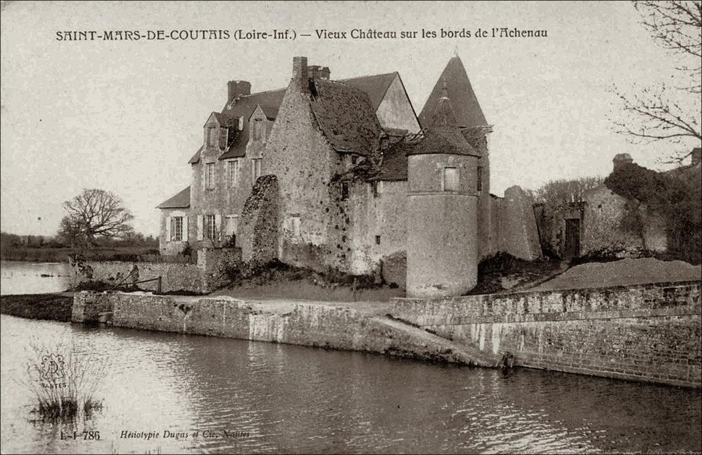 Vieux château sur la commune de Saint-Mars-de-Coutais dans les années 1900.
