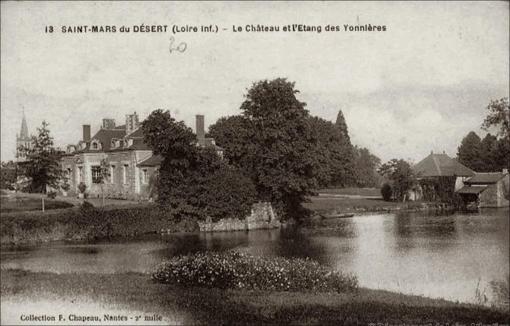 Le château des Yonnières à Saint-Mars-du-Désert dans les années 1900.