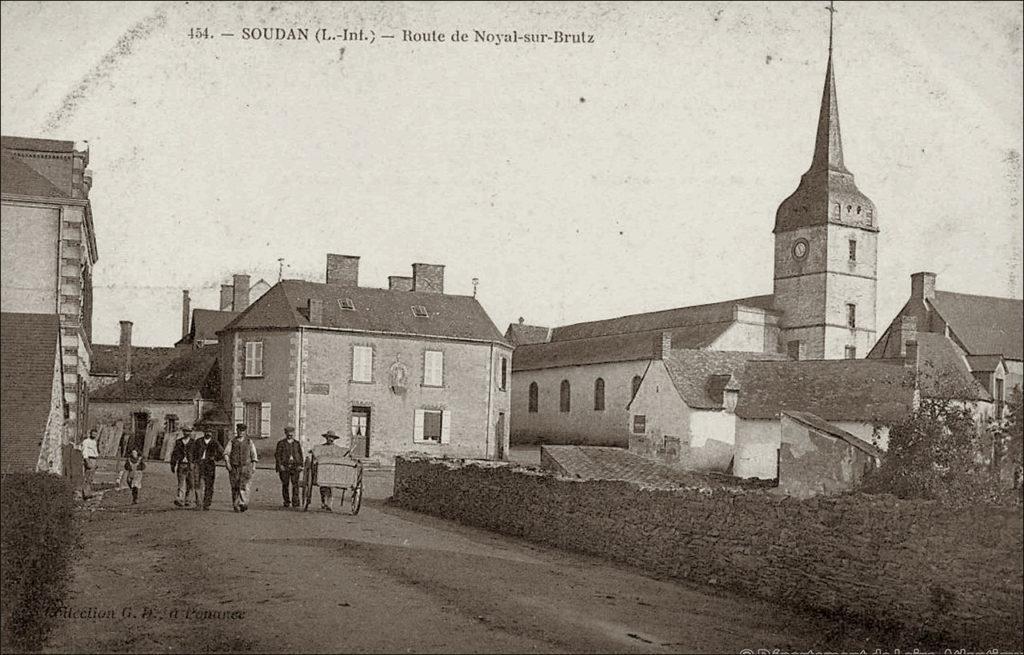 Vue du bourg de Soudan dans les années 1900.