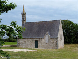 La chapelle Saint-Roch sur la commune de Plourin dans le Finistère.