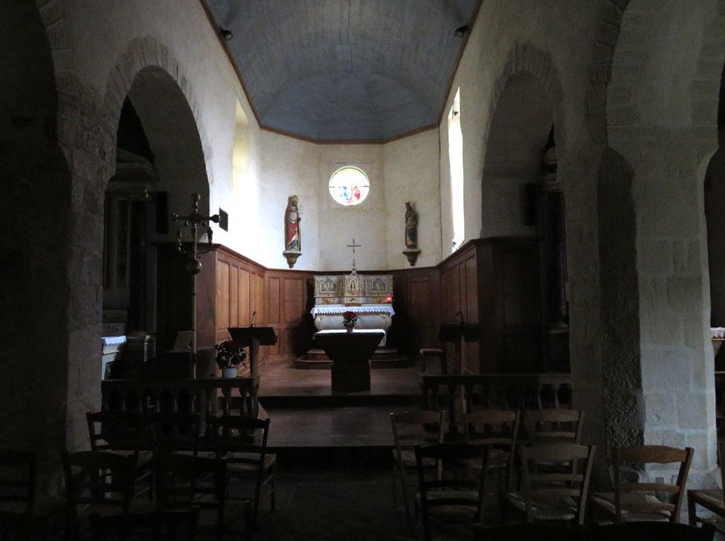 La nef de l'église de Lamber à Ploumoguer.