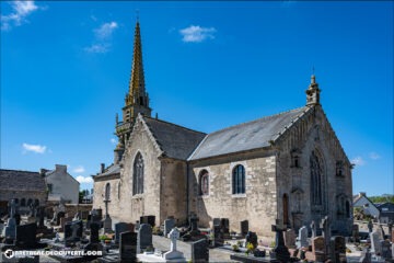 L'église Saint-Pierre de Plougar dans le Finistère.