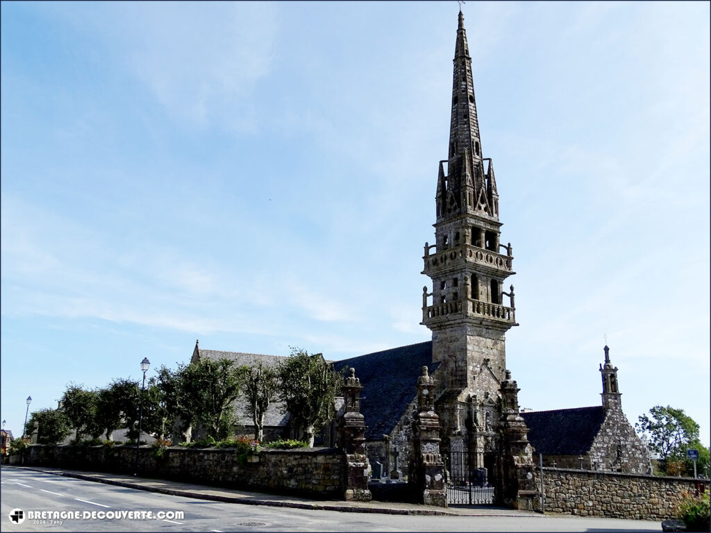 l'église Sainte-Nonne de Dirinon dans le Finistère.