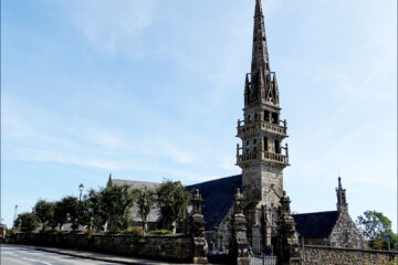 l'église Sainte-Nonne de Dirinon dans le Finistère.