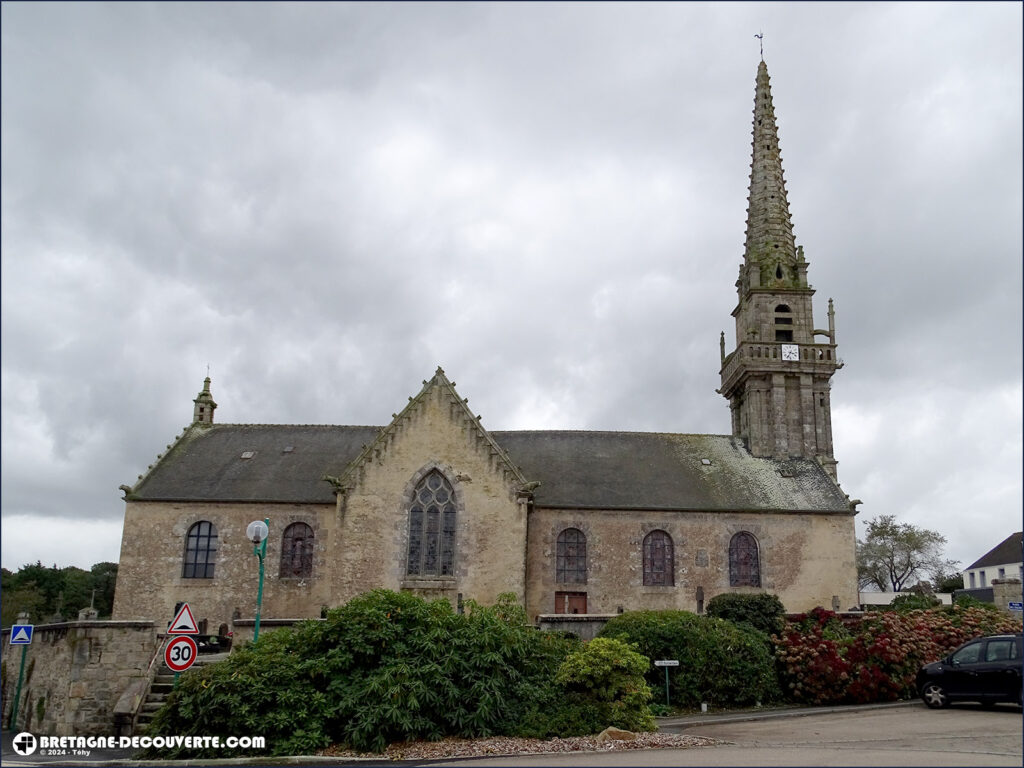 L'église Saint-Pierre de Plougar dans le Finistère.