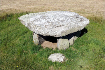 Le dolmen de Kerivoret sur la commune de Porspoder.