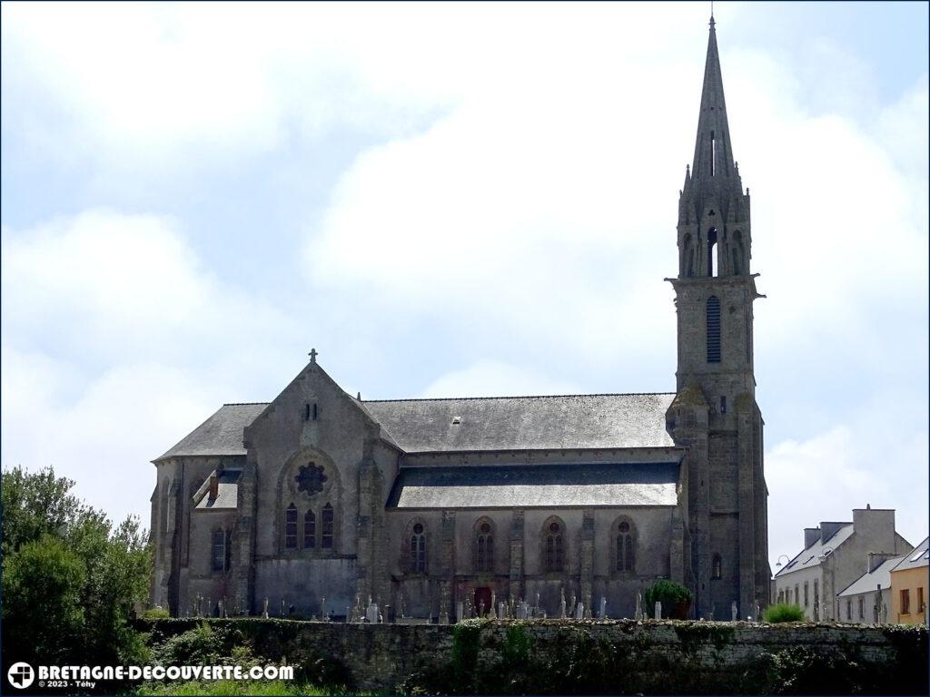 L'église Saint-Gonvel sur la commune de Landunvez.