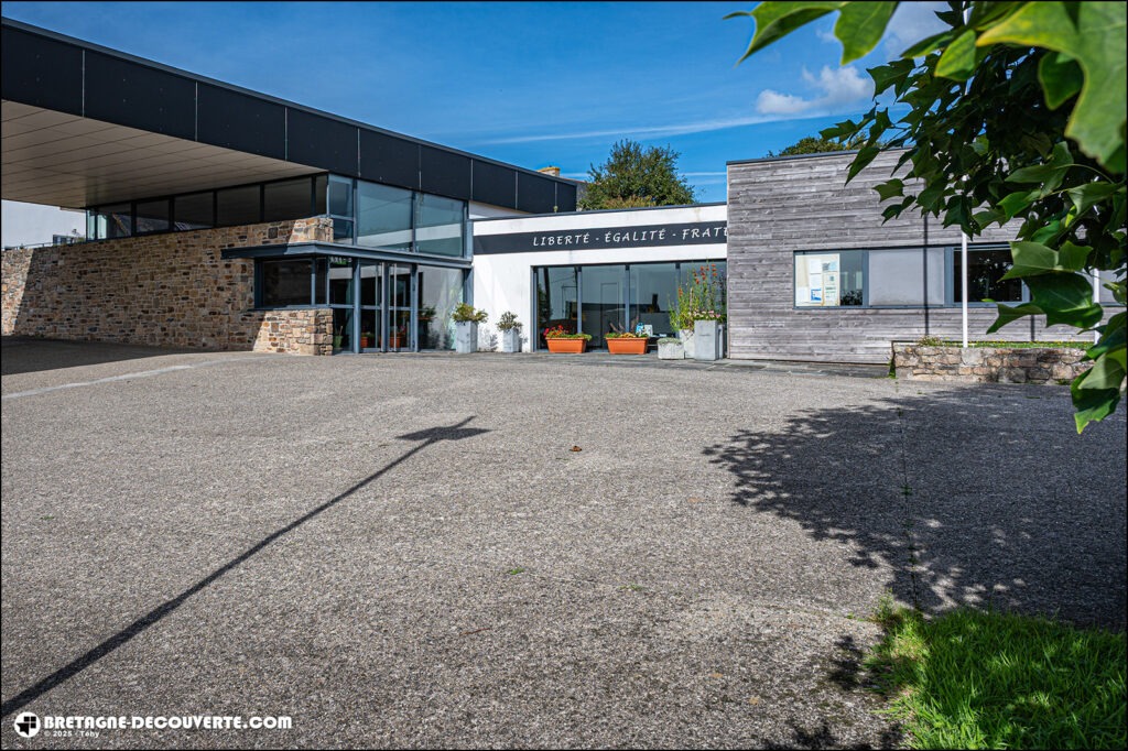 Mairie de la commune de Brélès dans le Finistère.