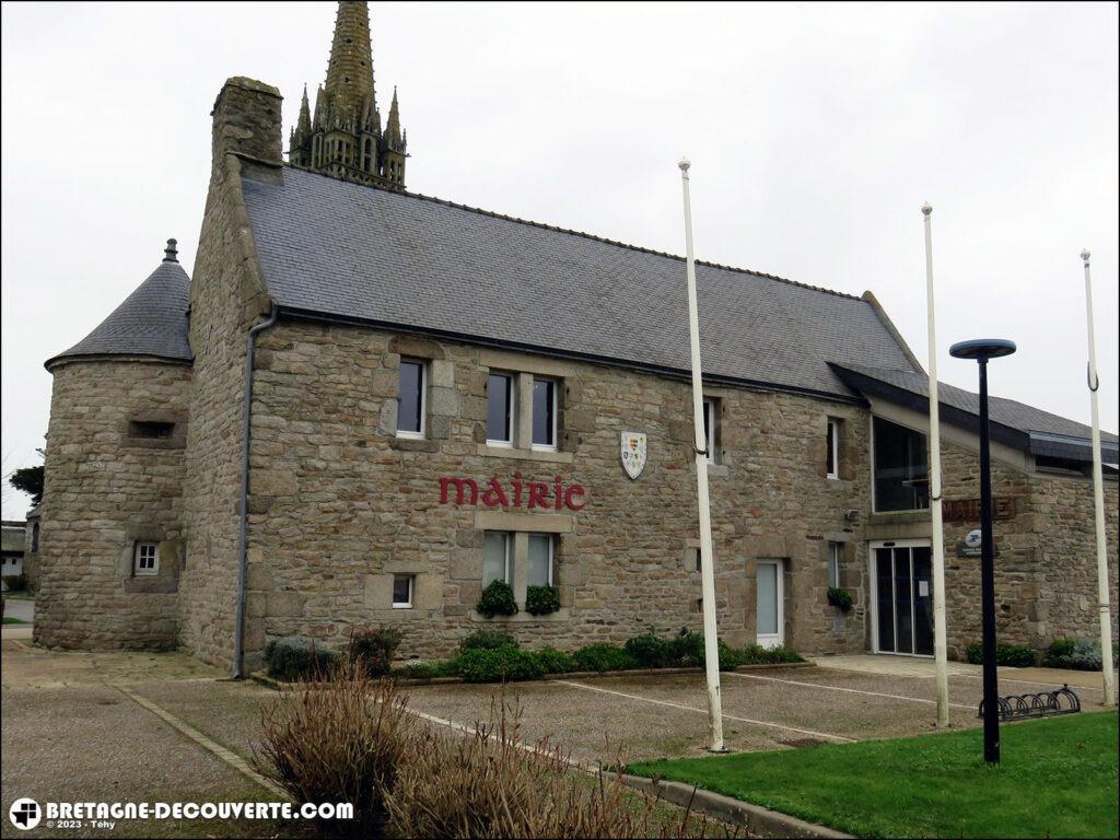 Mairie de la commune de Plourin dans le Finistère.