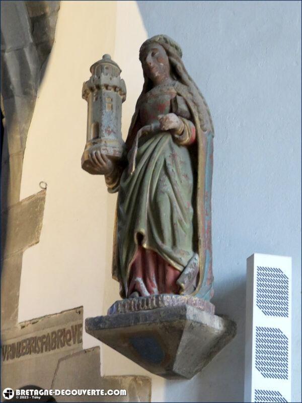 Statue de Sainte-Barbe dans l'église Notre-Dame de Bonne Nouvelle.