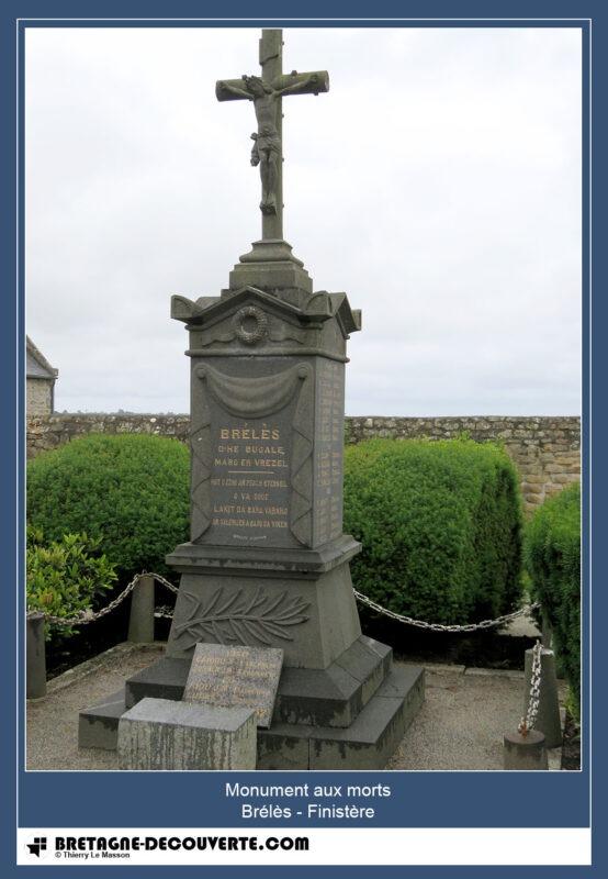 Monument aux morts de Brélès dans le Finistère.