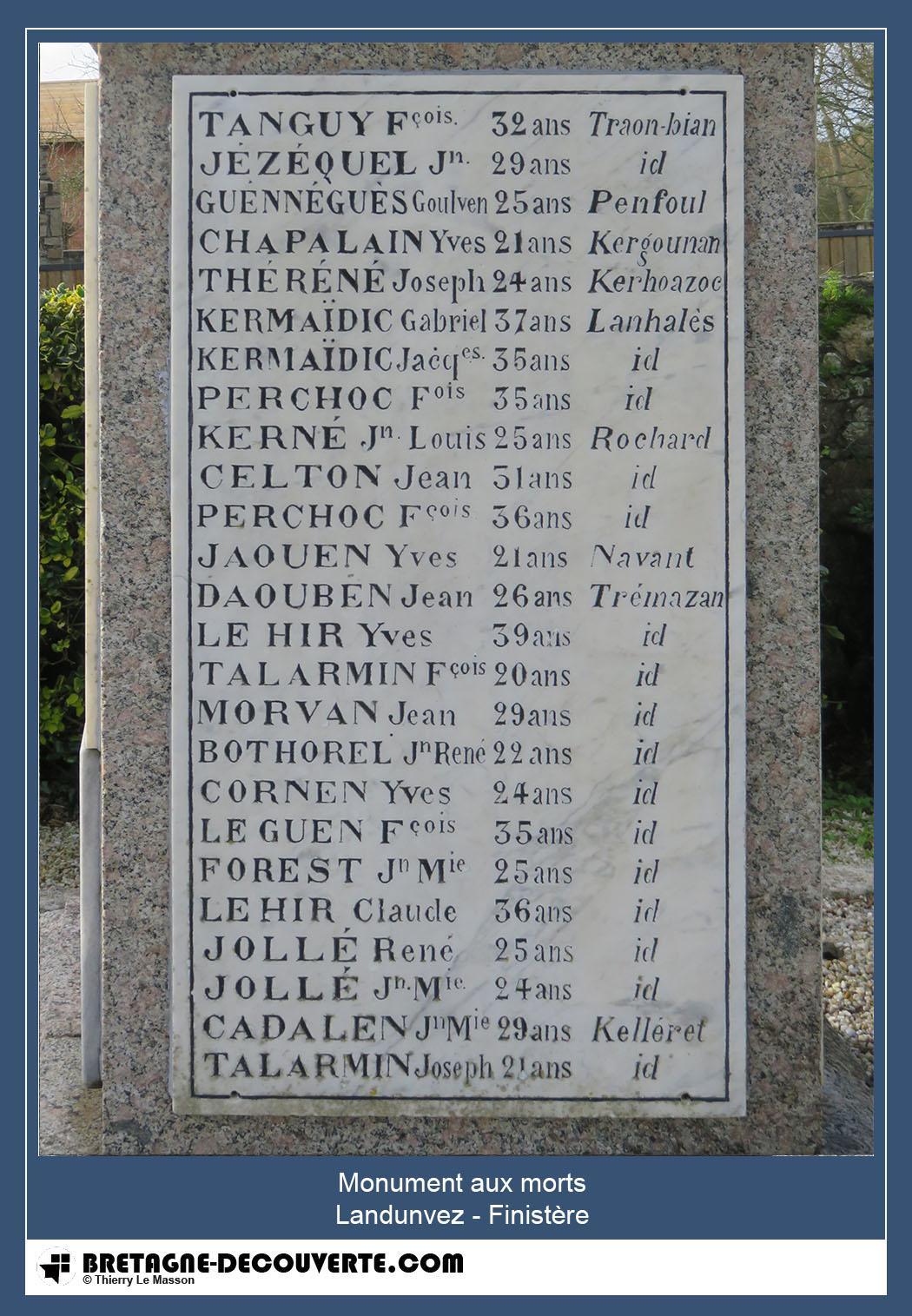 Les noms gravés sur le monument aux morts de Landunvez