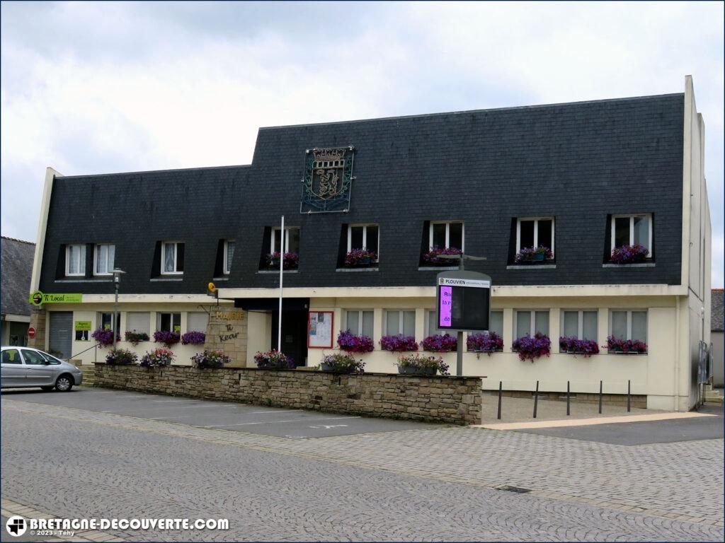 Mairie de la commune de Plouvien dans le Finistère.