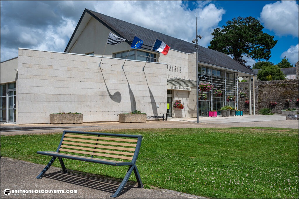 Mairie de la commune de Bourg-Blanc dans le Finistère.