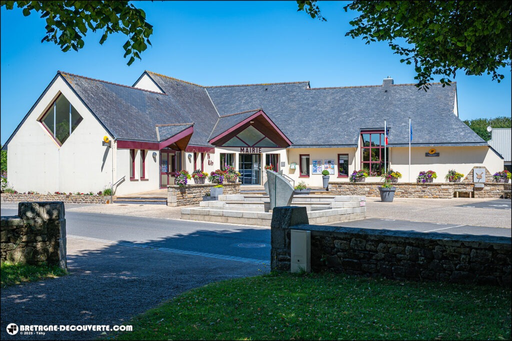 Mairie de la commune de Plouzévédé dans le Finistère.