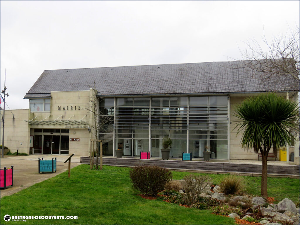 Mairie de la commune de Bourg-Blanc dans le Finistère.